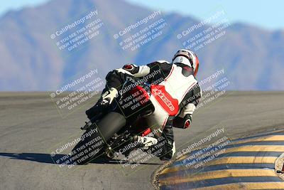 media/Jan-09-2022-SoCal Trackdays (Sun) [[2b1fec8404]]/Turn 12 Backside (130pm)/